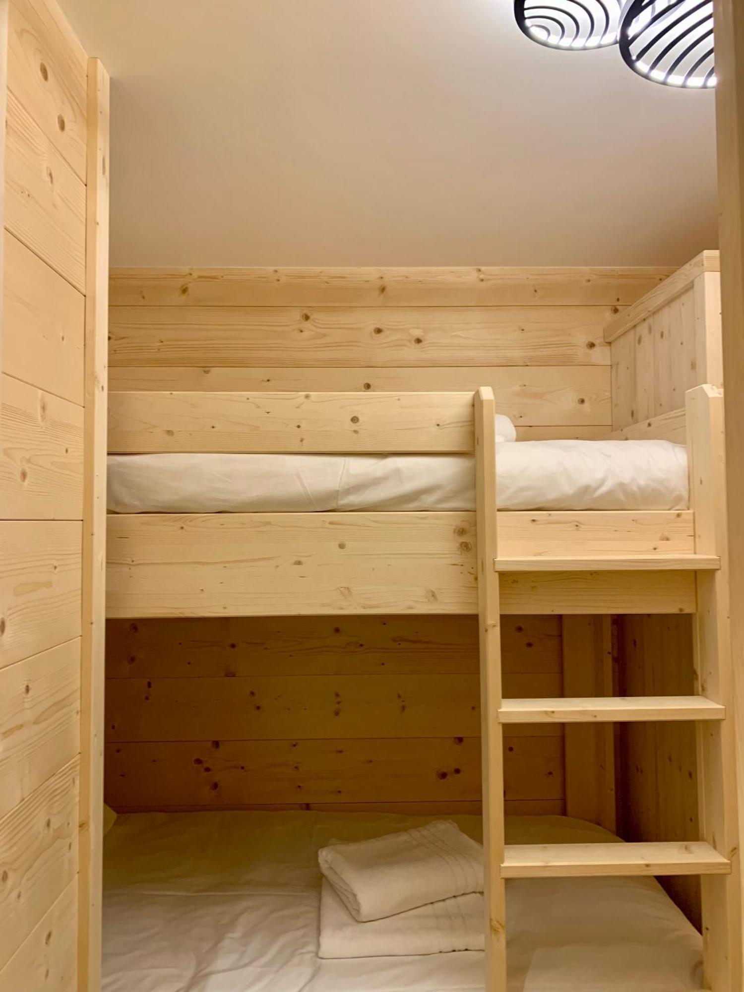 Appartement Le 351 เลส์เฌต์ ภายนอก รูปภาพ