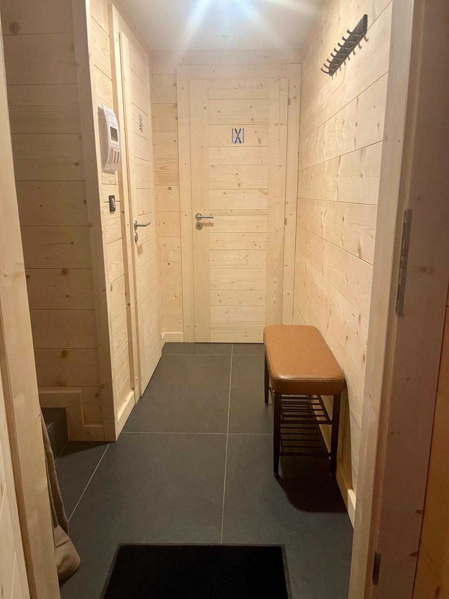 Appartement Le 351 เลส์เฌต์ ภายนอก รูปภาพ