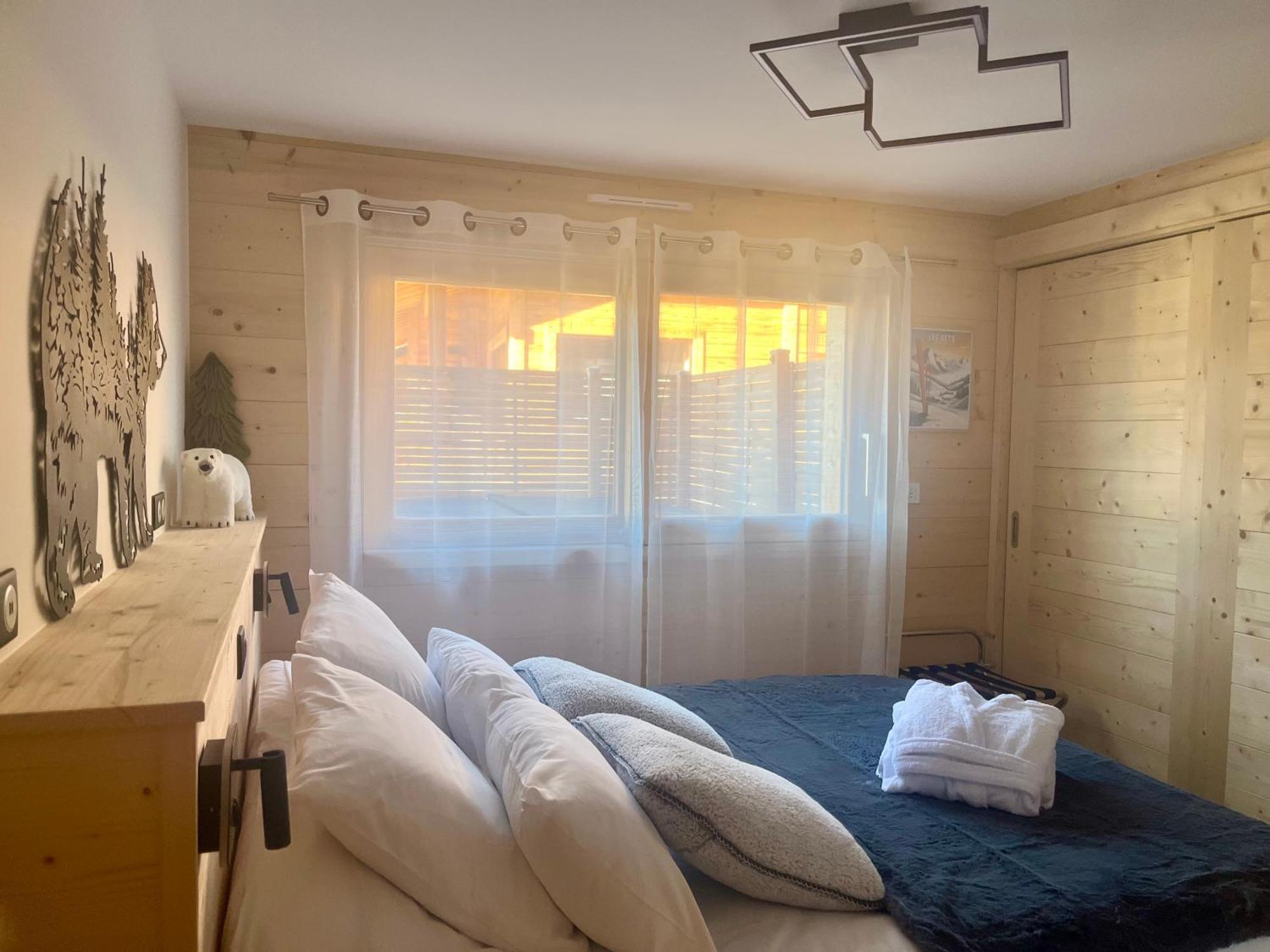 Appartement Le 351 เลส์เฌต์ ภายนอก รูปภาพ